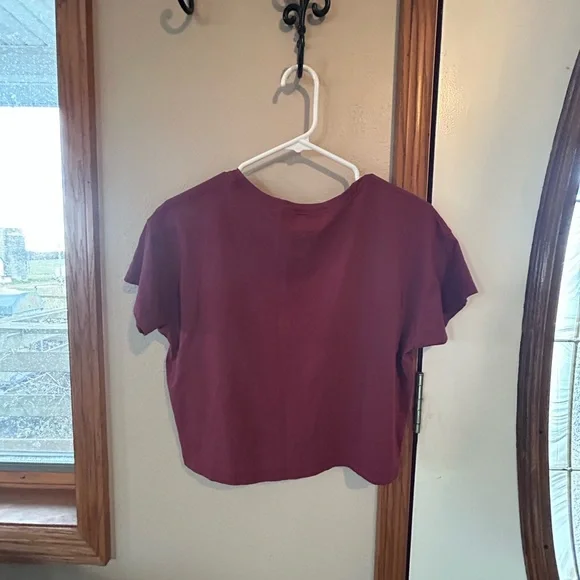 🤍Lululemon Women's Burgundy Cates Tee - Picture 3 of 5